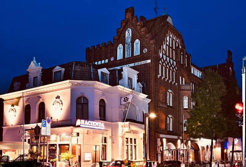 Hotel Excellent Lübeck Exteriör bild