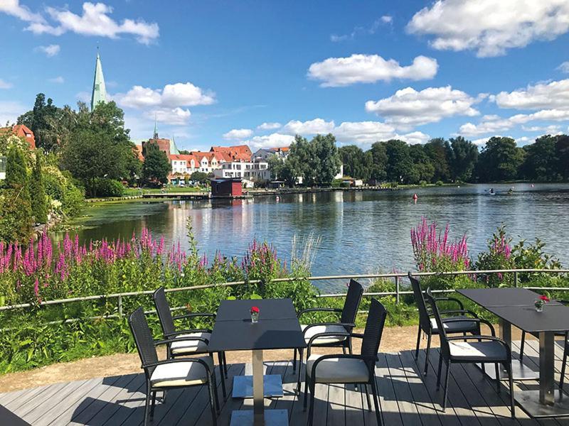 Hotel Excellent Lübeck Exteriör bild
